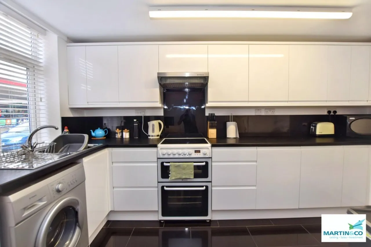 Upper Bond Street, Hinckley, photo 9