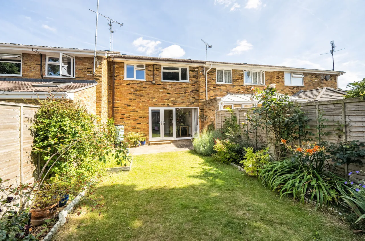 Jerrymoor Hill, Finchampstead, Wokingham, Berkshire, RG40 4UG, photo 7