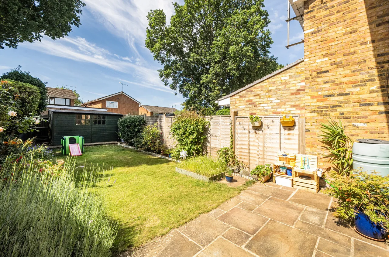 Jerrymoor Hill, Finchampstead, Wokingham, Berkshire, RG40 4UG, photo 15
