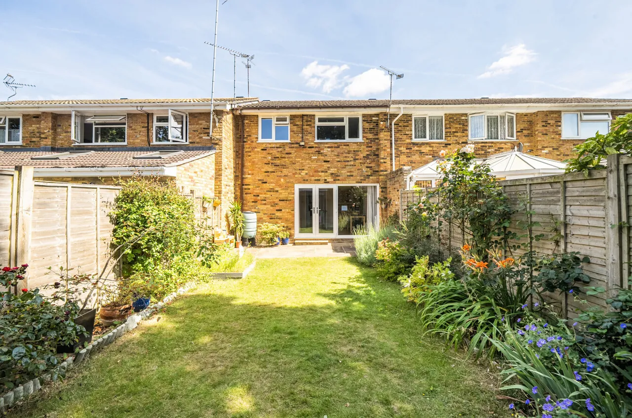 Jerrymoor Hill, Finchampstead, Wokingham, Berkshire, RG40 4UG, photo 16