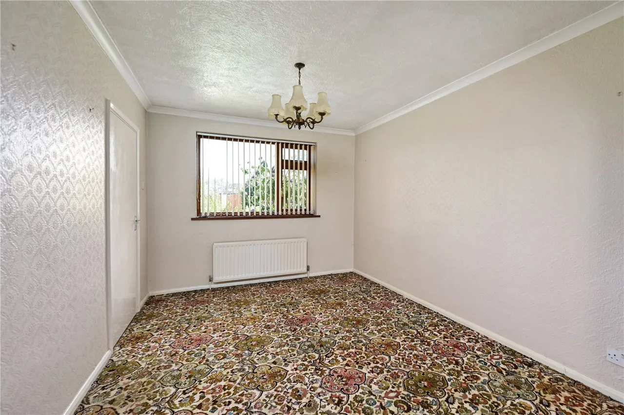 Wentworth Crescent, Ash Vale, Guildford, Surrey, GU12 5LQ, photo 5