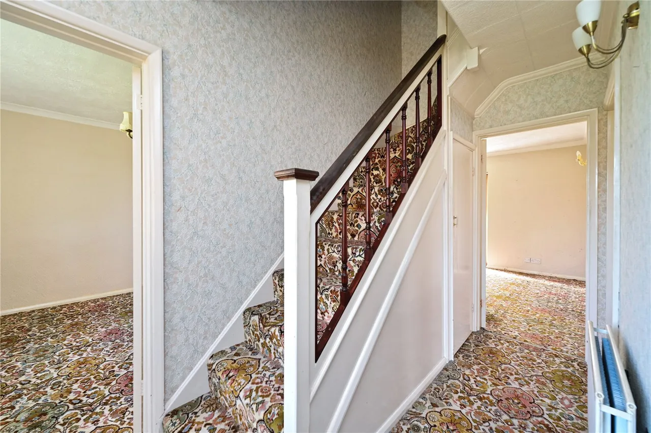 Wentworth Crescent, Ash Vale, Guildford, Surrey, GU12 5LQ, photo 11
