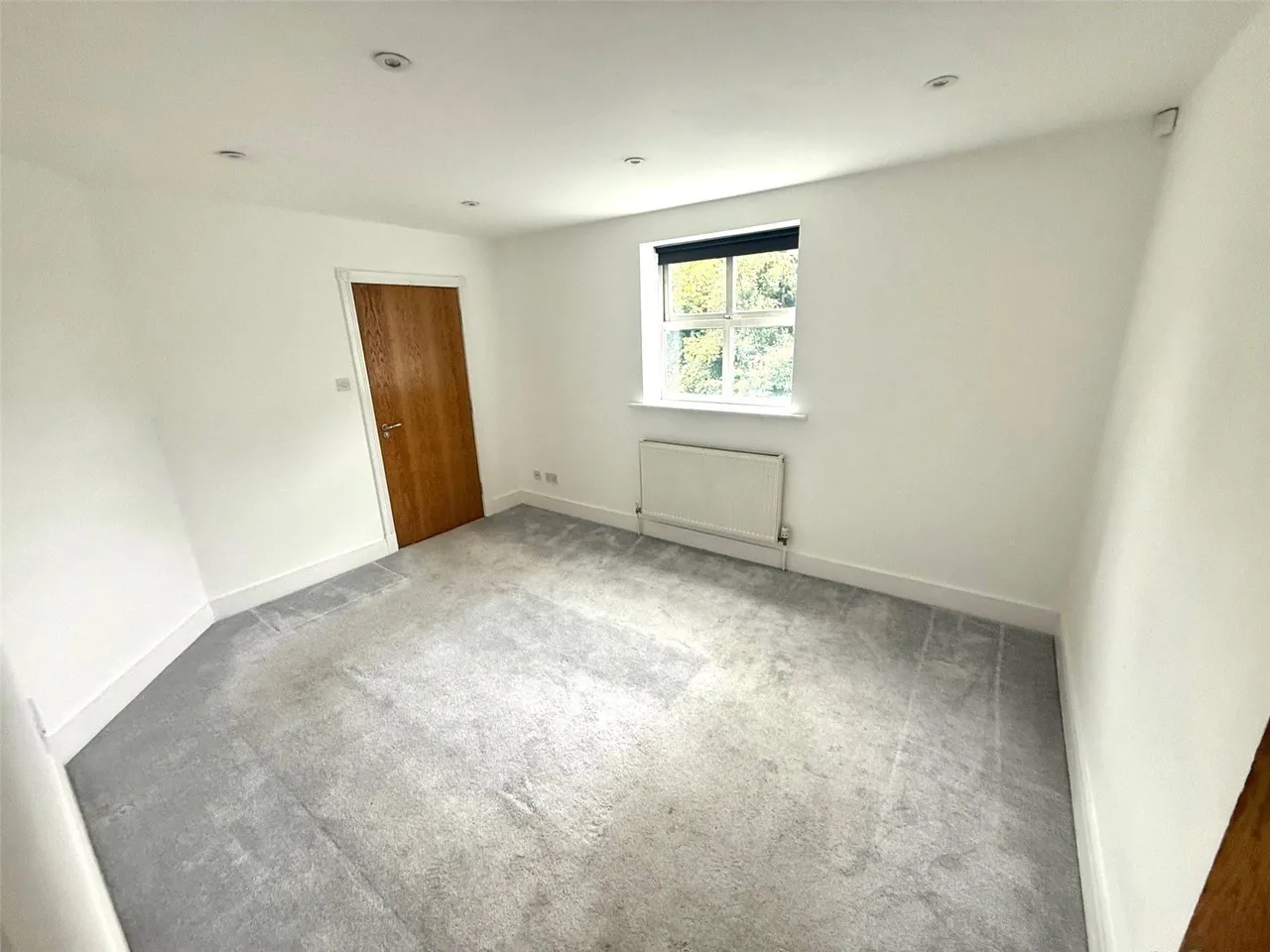 Bramhall Road, Liverpool, L22, photo 6