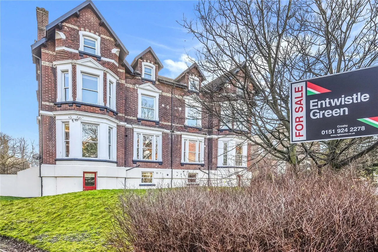 Bramhall Road, Liverpool, L22, photo 11