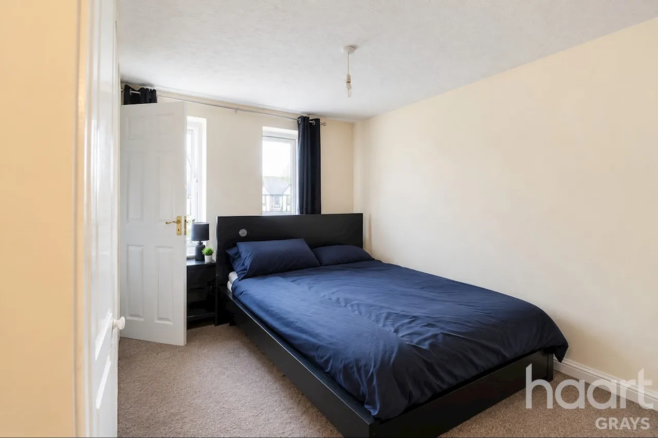 Stafford Close, Chafford Hundred, RM16, photo 7