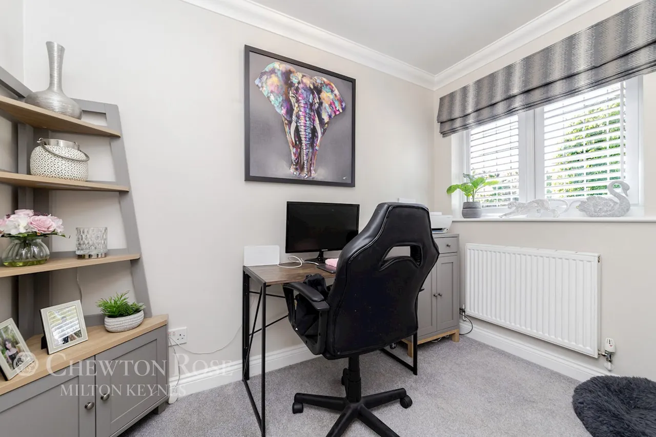 Allerford Court, Furzton, photo 20
