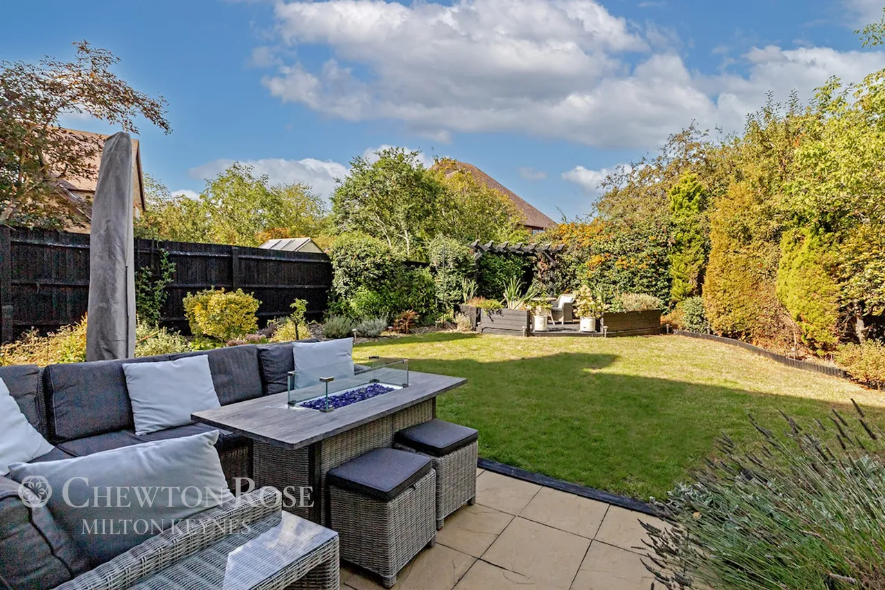 Allerford Court, Furzton, photo 41