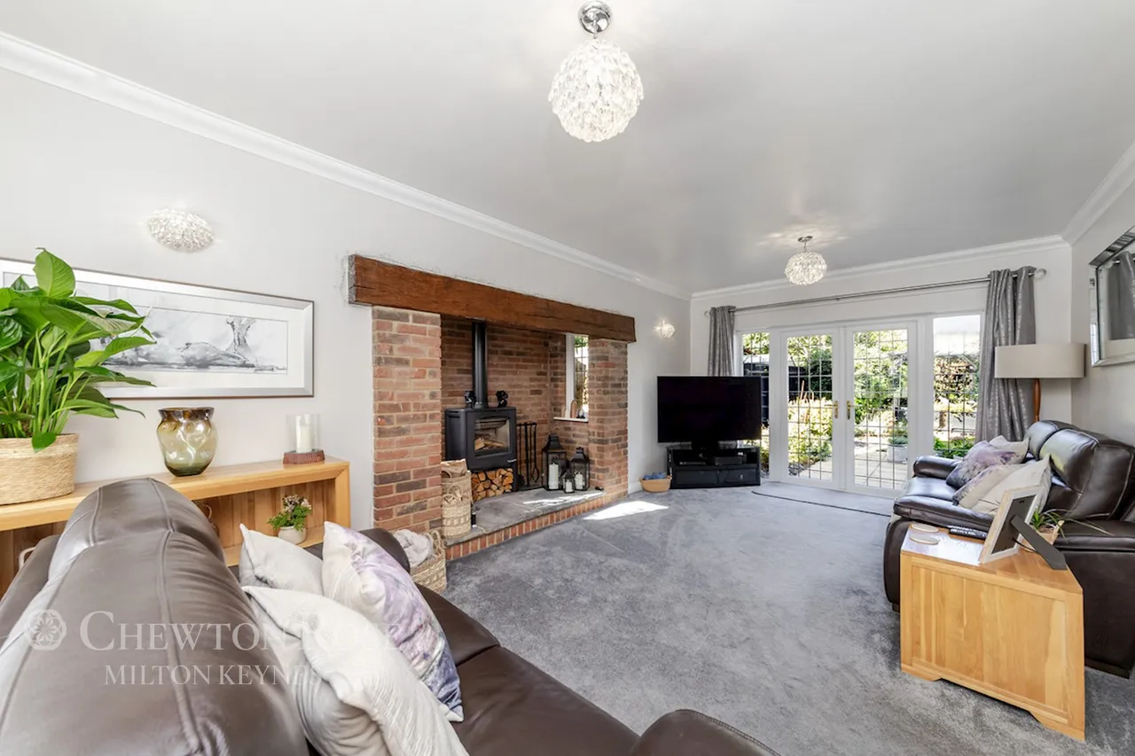 Allerford Court, Furzton, photo 13