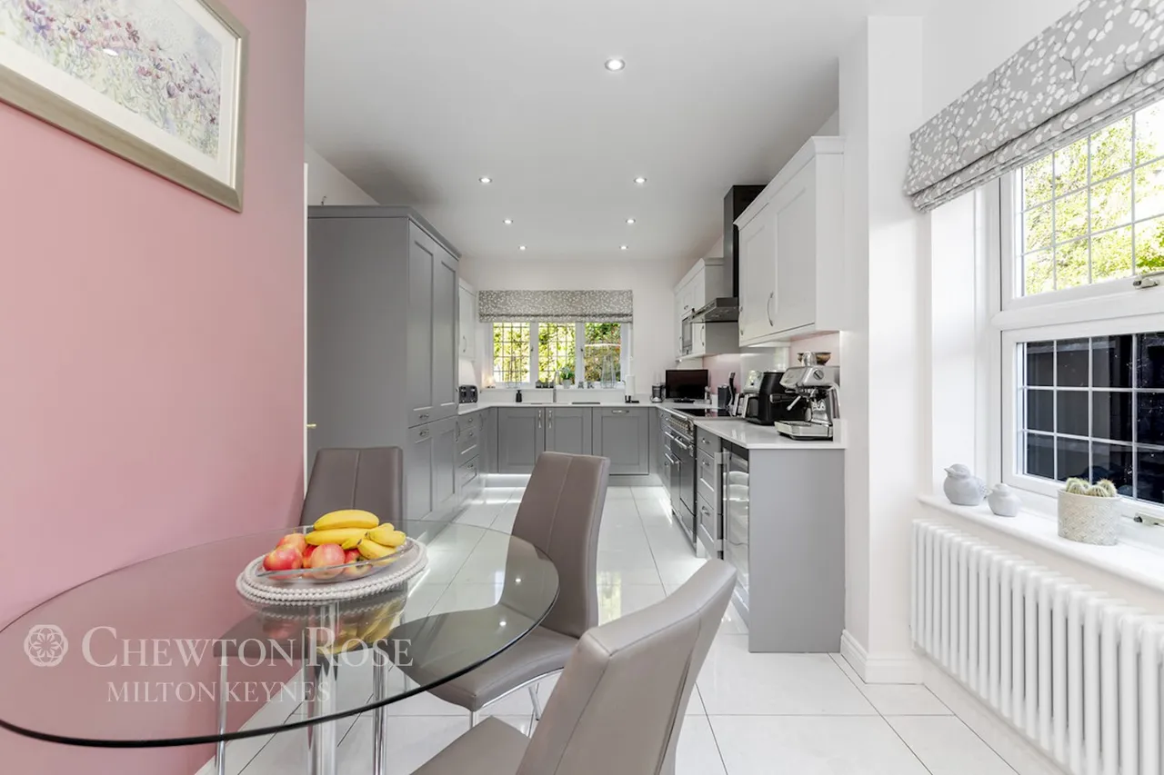 Allerford Court, Furzton, photo 18