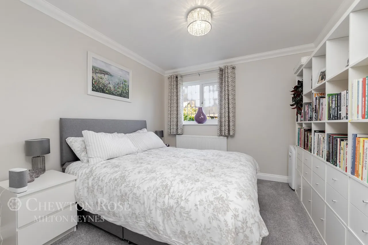 Allerford Court, Furzton, photo 35
