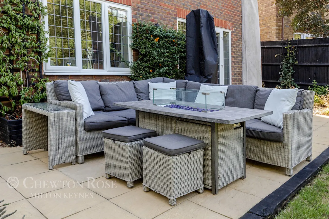 Allerford Court, Furzton, photo 44