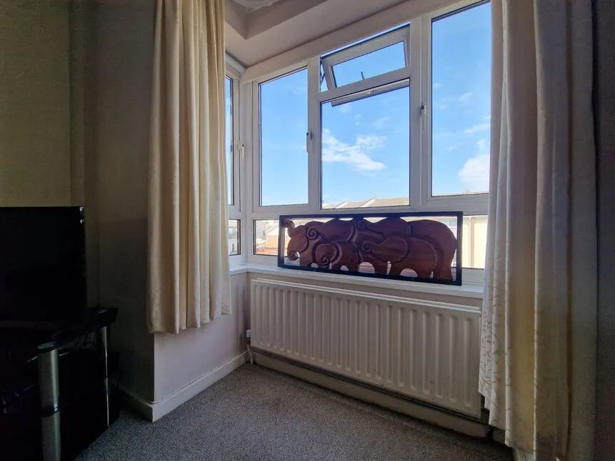 Eastern Villas Road, Southsea, Hampshire, PO4, photo 4