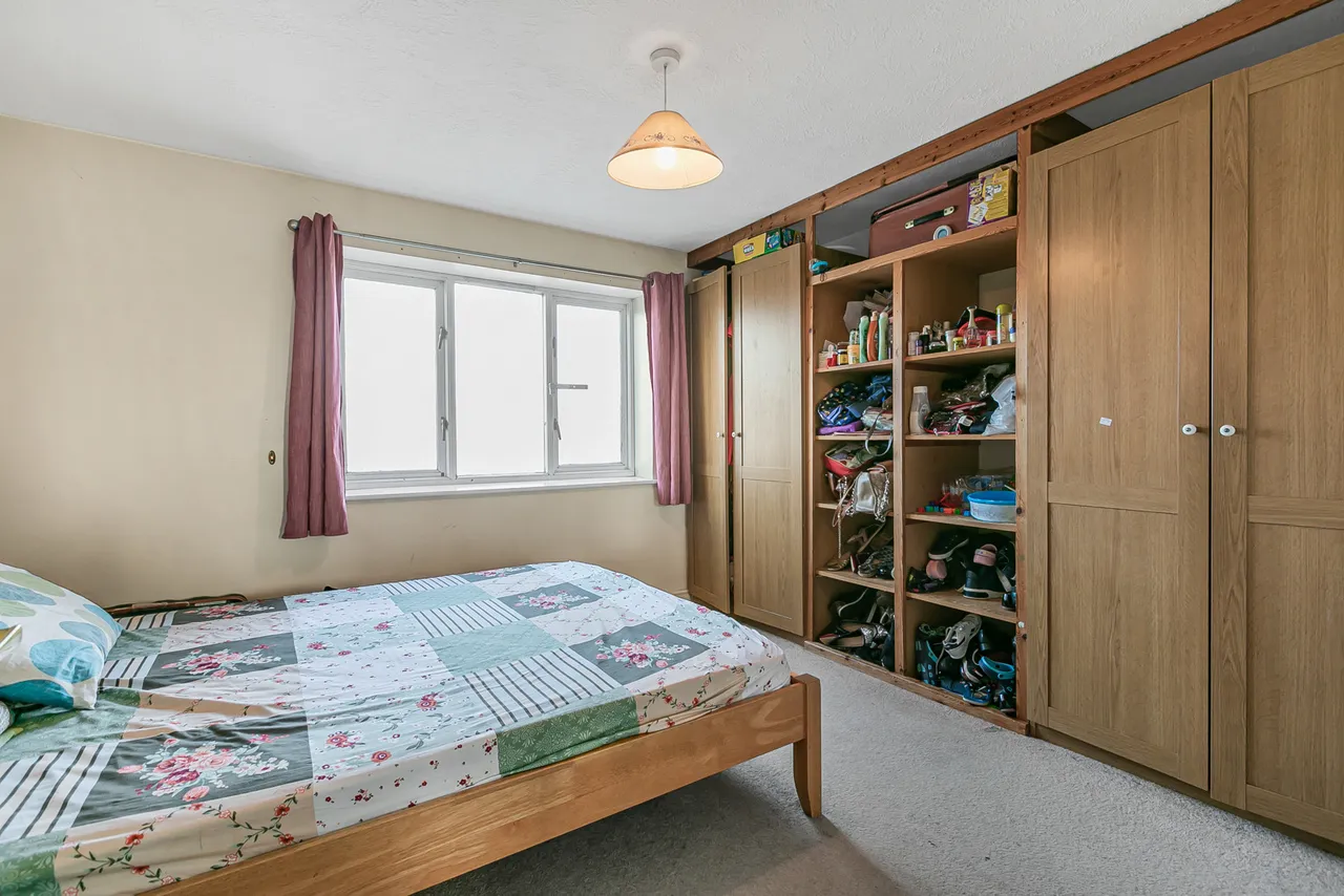 Mead Court, Egham, TW20, photo 4