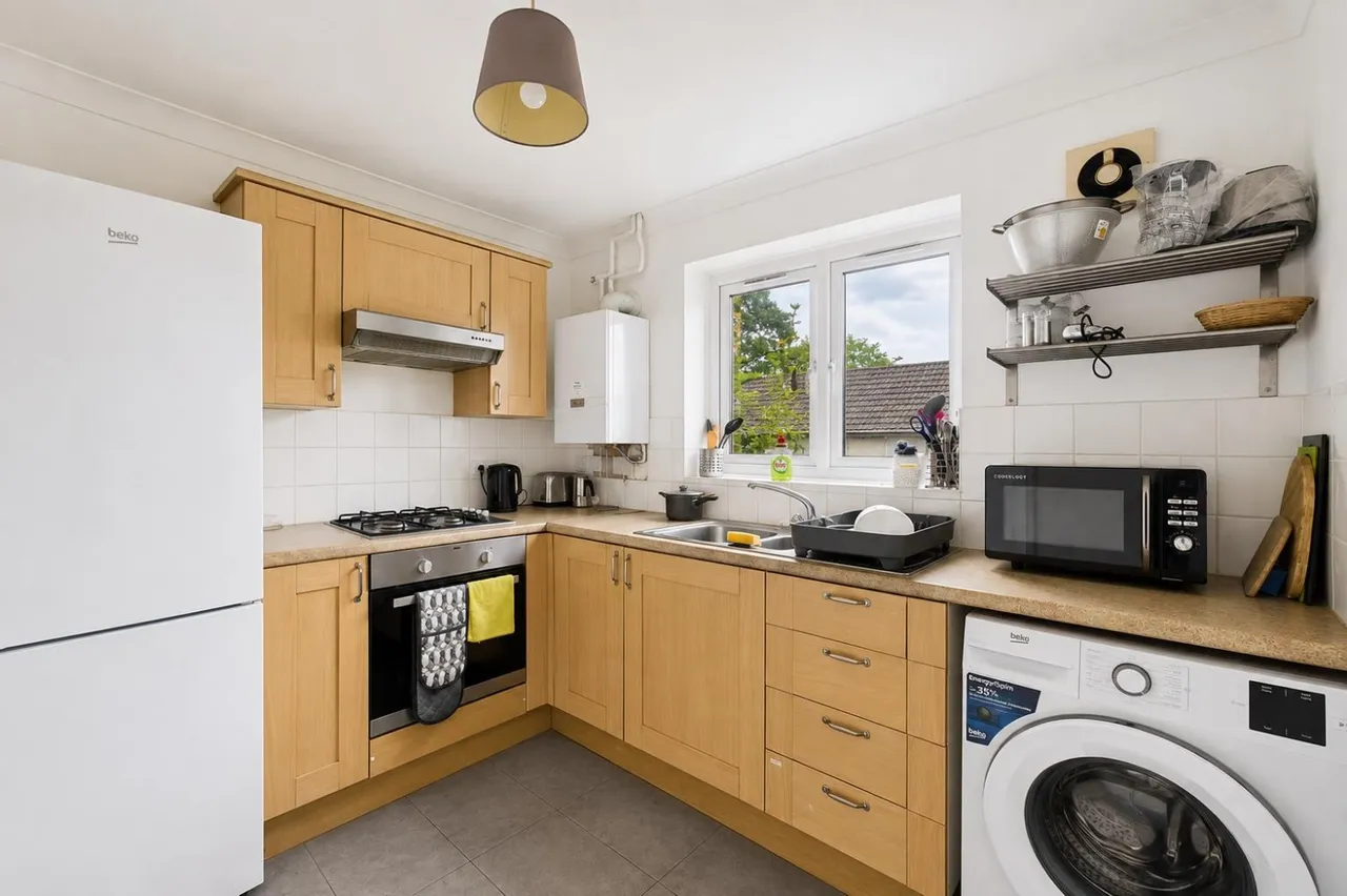 Berkeley Close, Southampton, photo 4