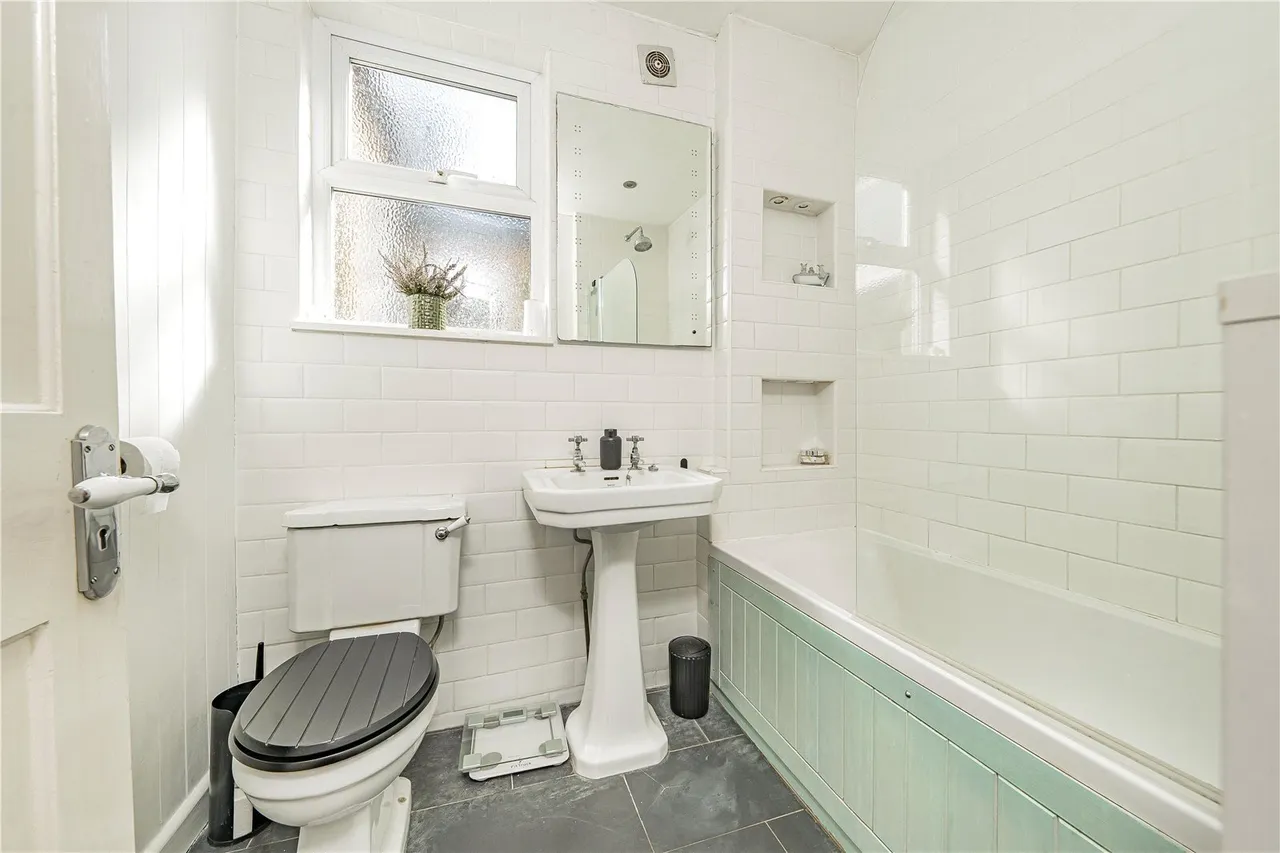 Percy Road, Old Isleworth, TW7, photo 11