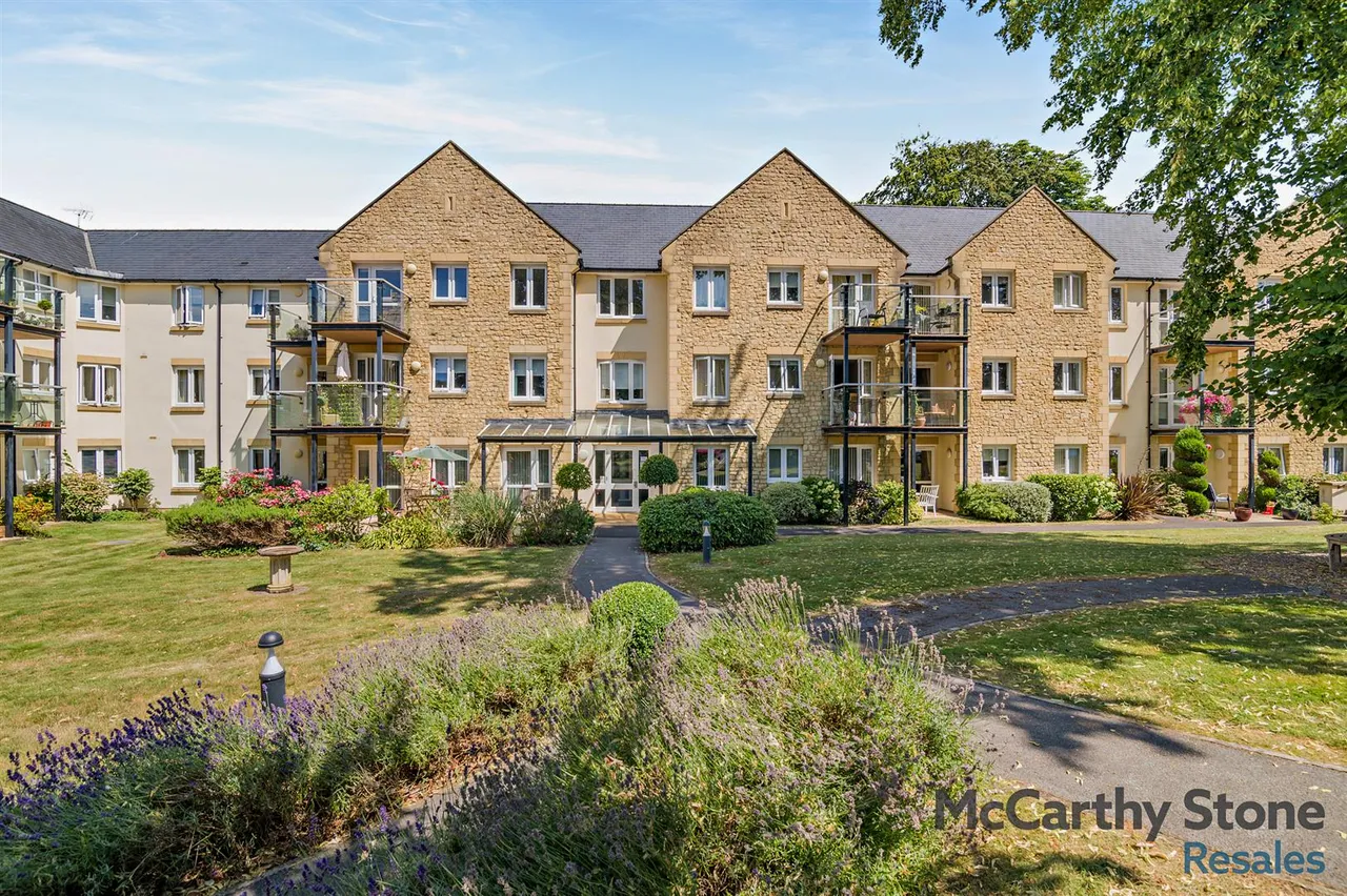 1 bed flat for sale, Charlton Road, Shepton Mallet, BA4