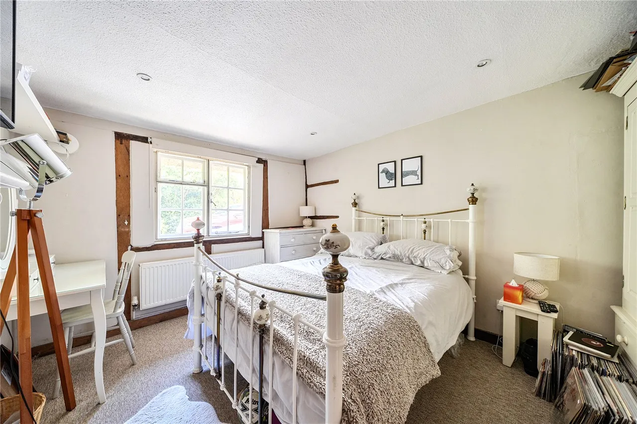 London Road, Hook, Hampshire, RG27 9LE, photo 12