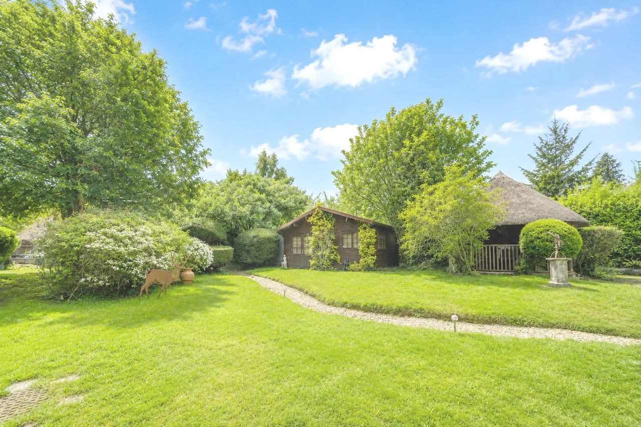 London Road, Hook, Hampshire, RG27 9LE, photo 2
