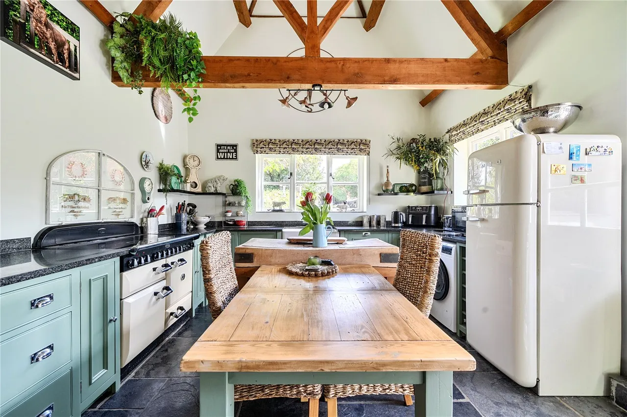 London Road, Hook, Hampshire, RG27 9LE, photo 10