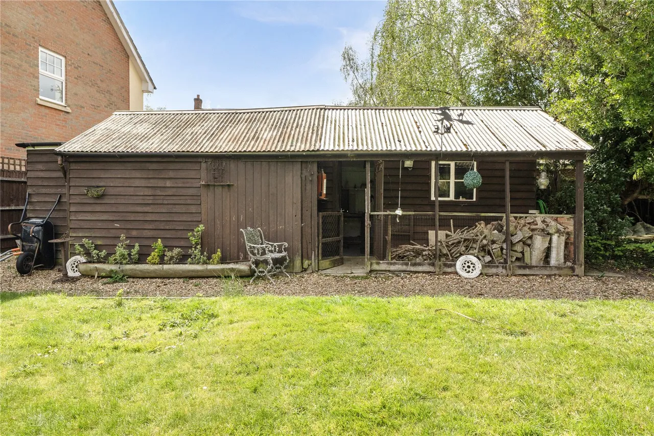 London Road, Hook, Hampshire, RG27 9LE, photo 24