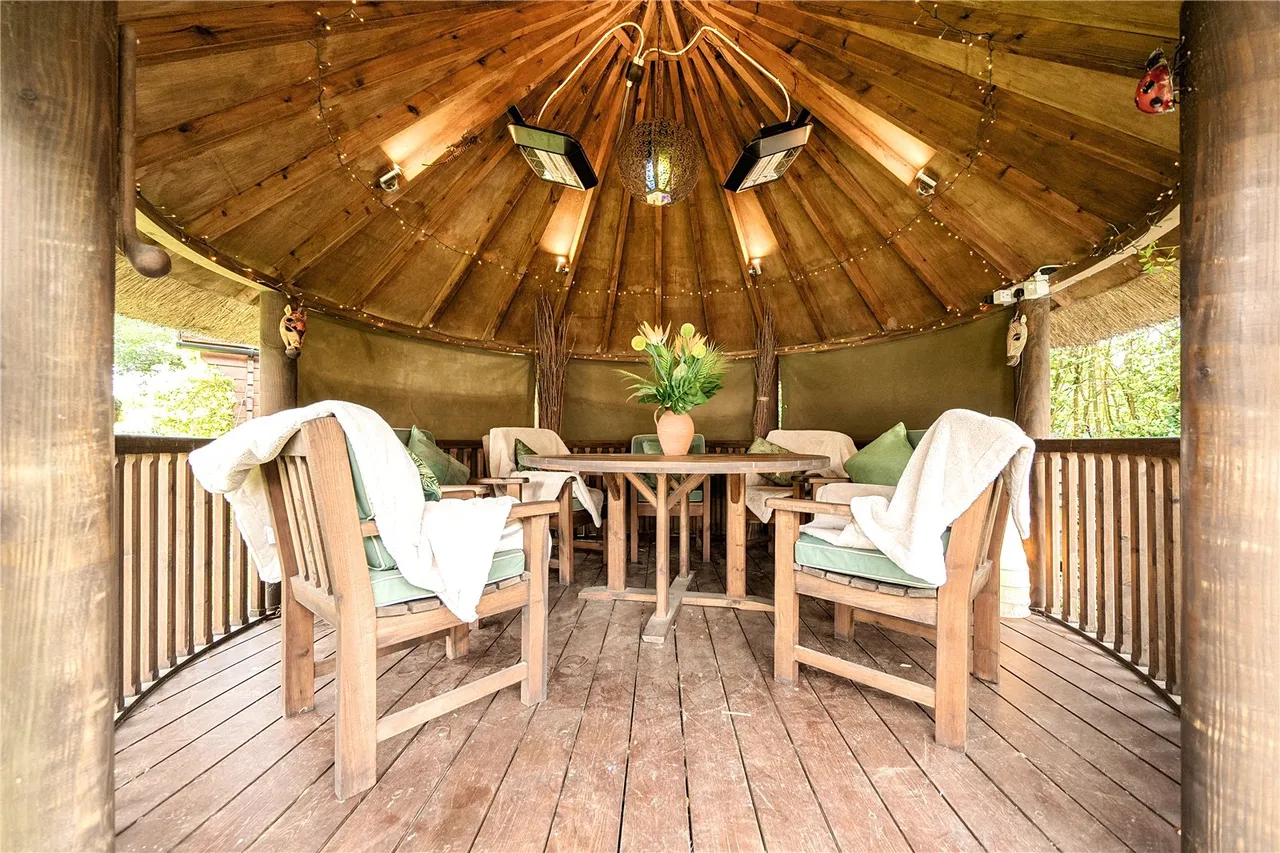 London Road, Hook, Hampshire, RG27 9LE, photo 18
