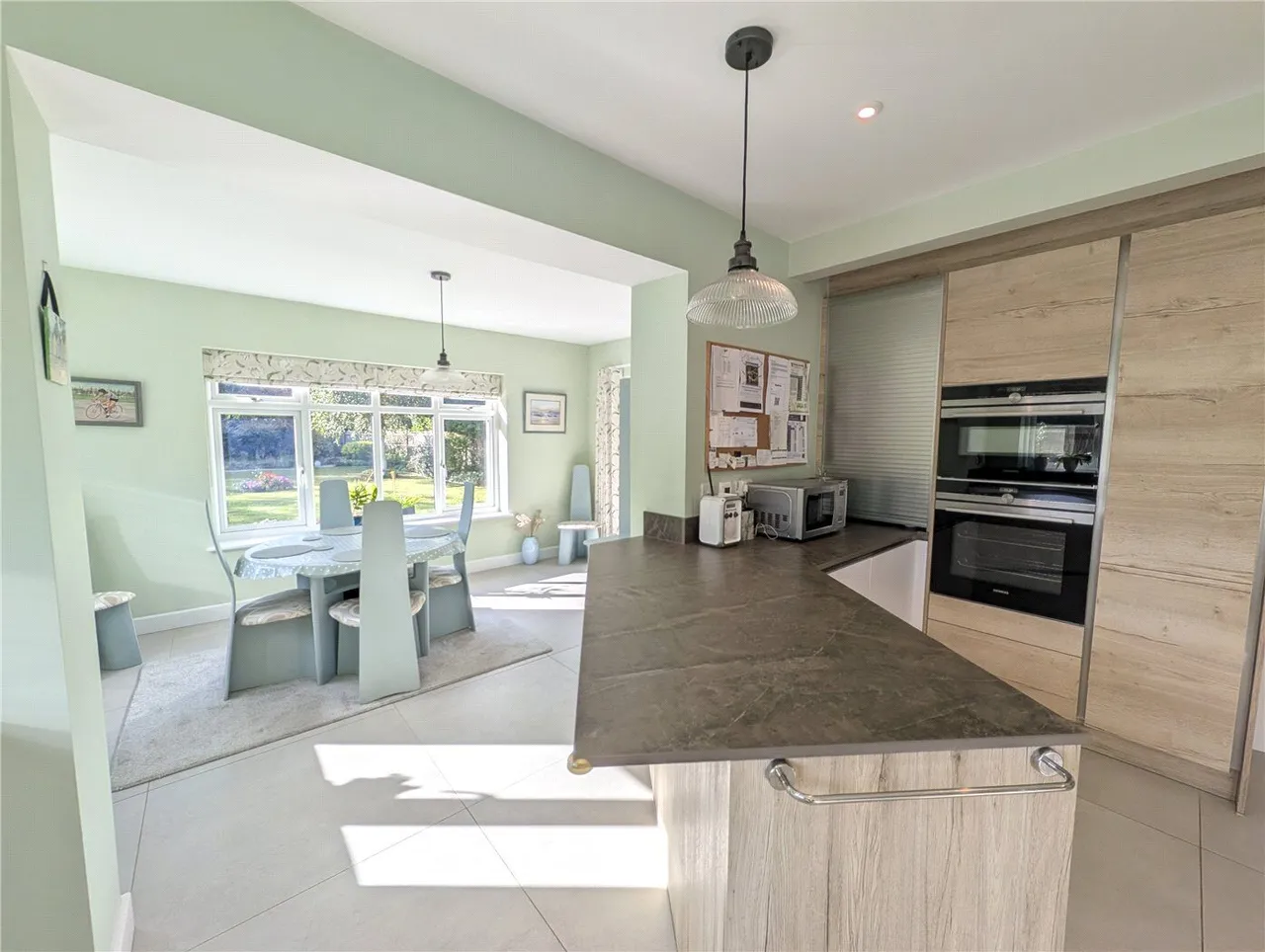 Rothesay Drive, Highcliffe, BH23, photo 6