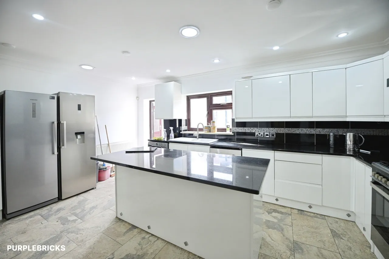 Coniston Avenue, Barking, IG11, photo 31