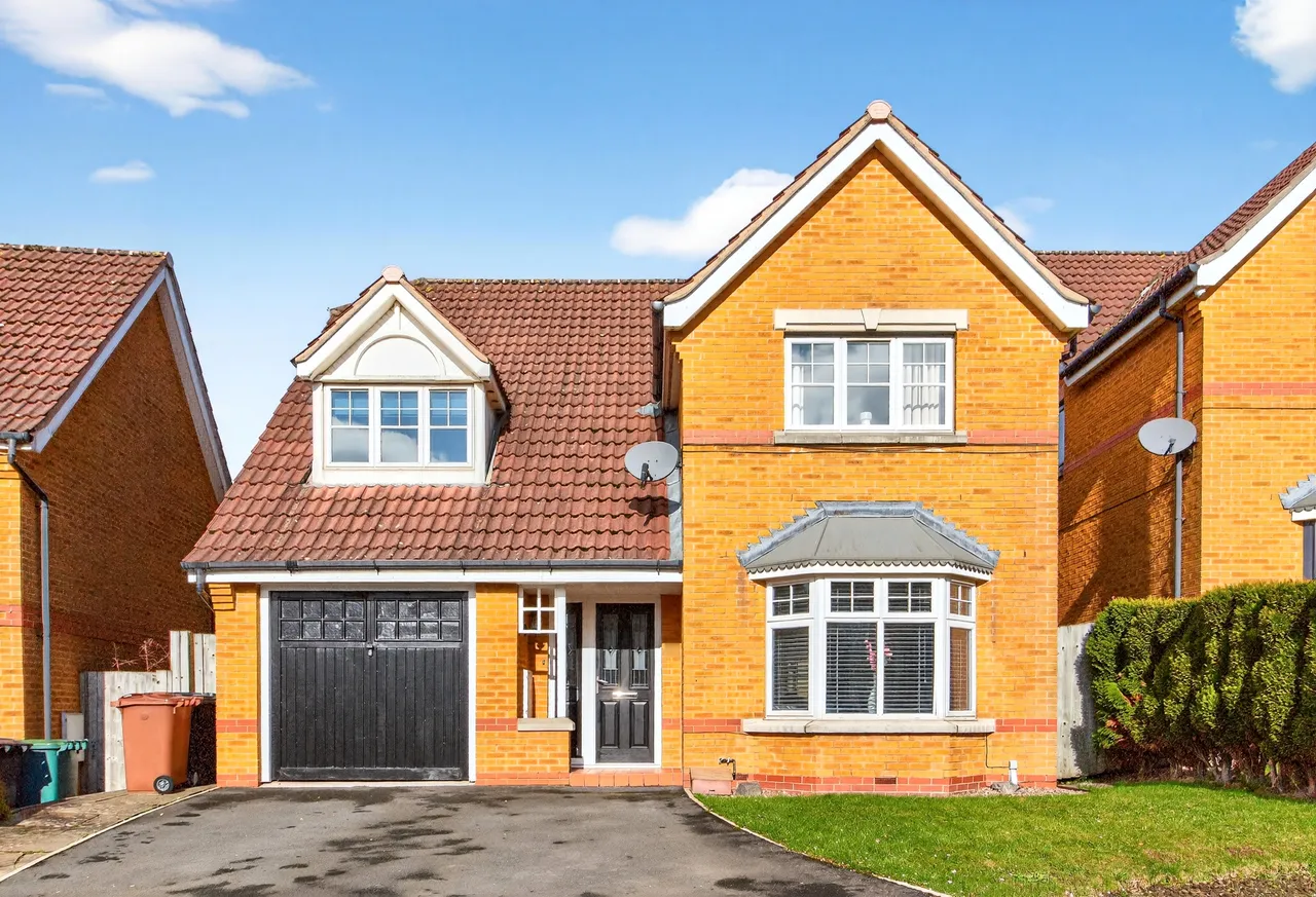4 bed house for sale, Turnberry Gardens, Wakefield, WF3
