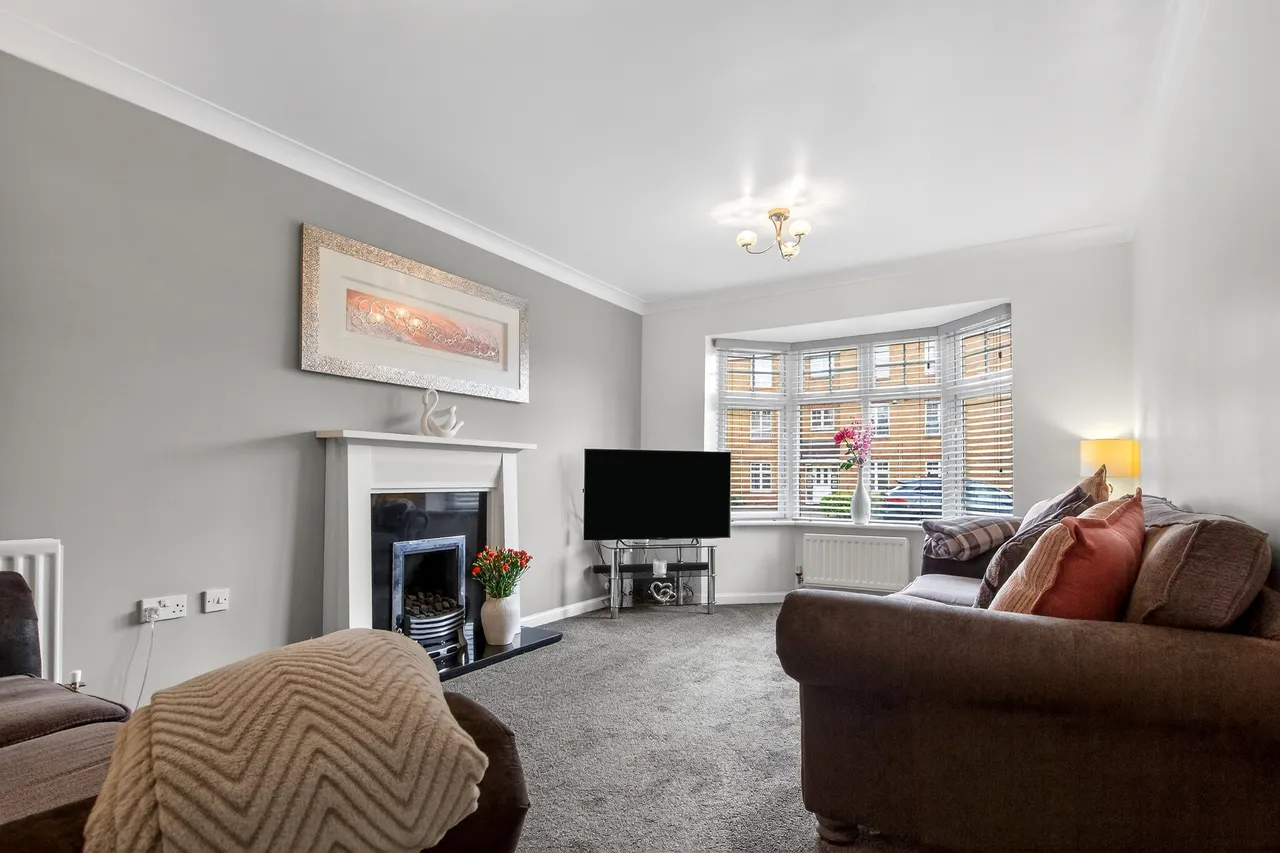 Turnberry Gardens, Wakefield, WF3, photo 7