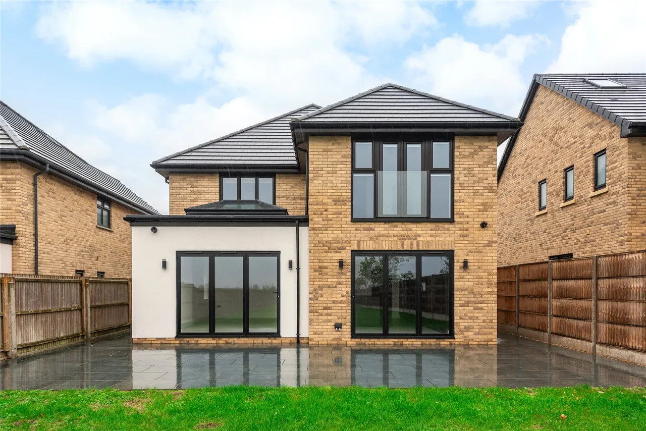Shefford Road, Meppershall, SG17, photo 6