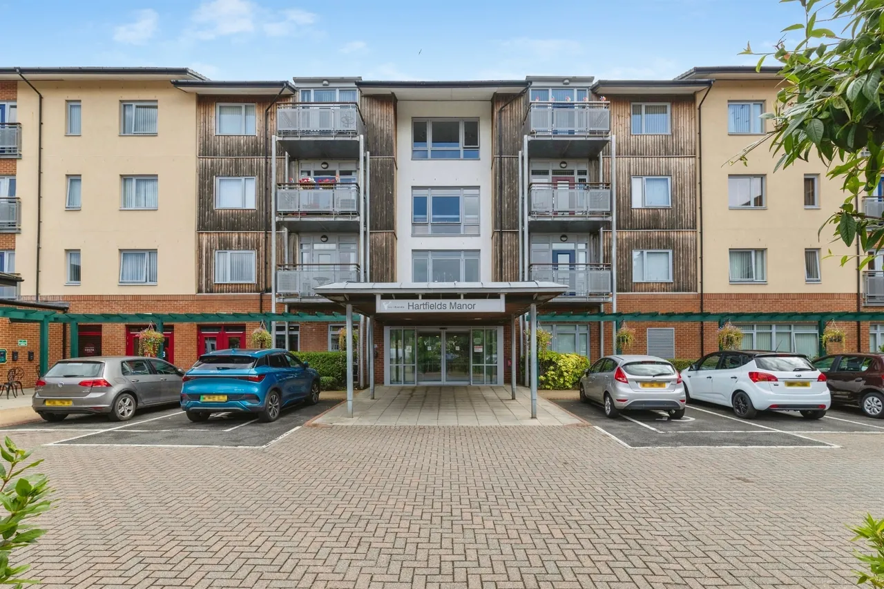 2 bed flat for sale — Hartfields, Hartlepool