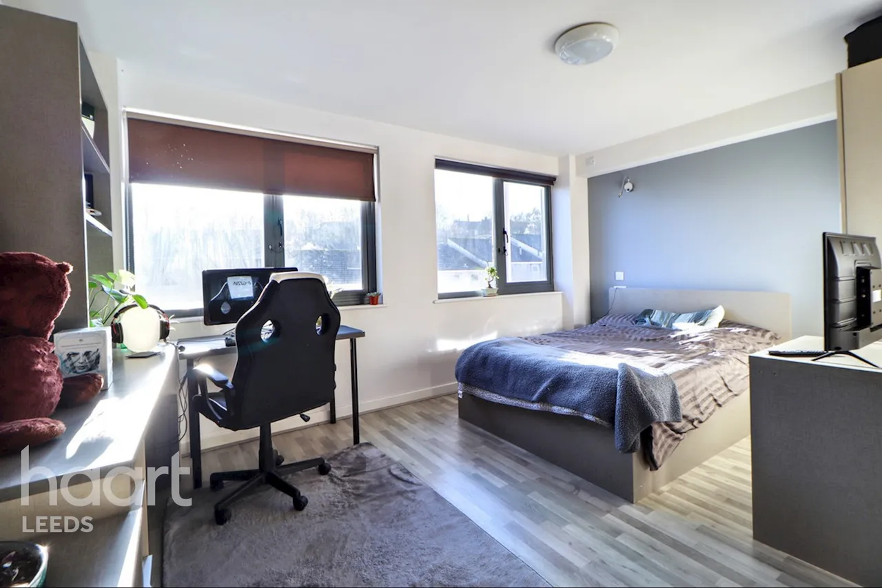 Holborn Approach, Leeds, LS6, photo 3