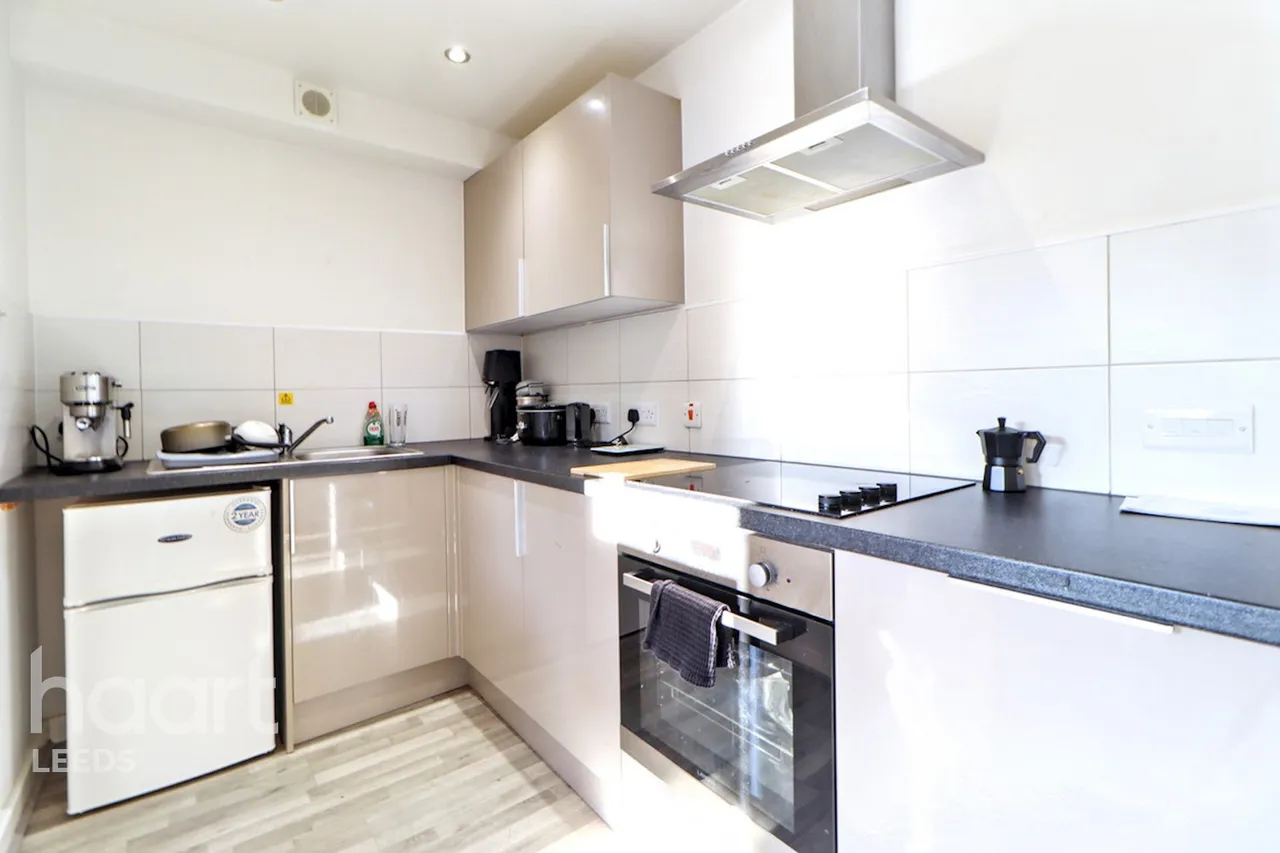 Holborn Approach, Leeds, LS6, photo 5