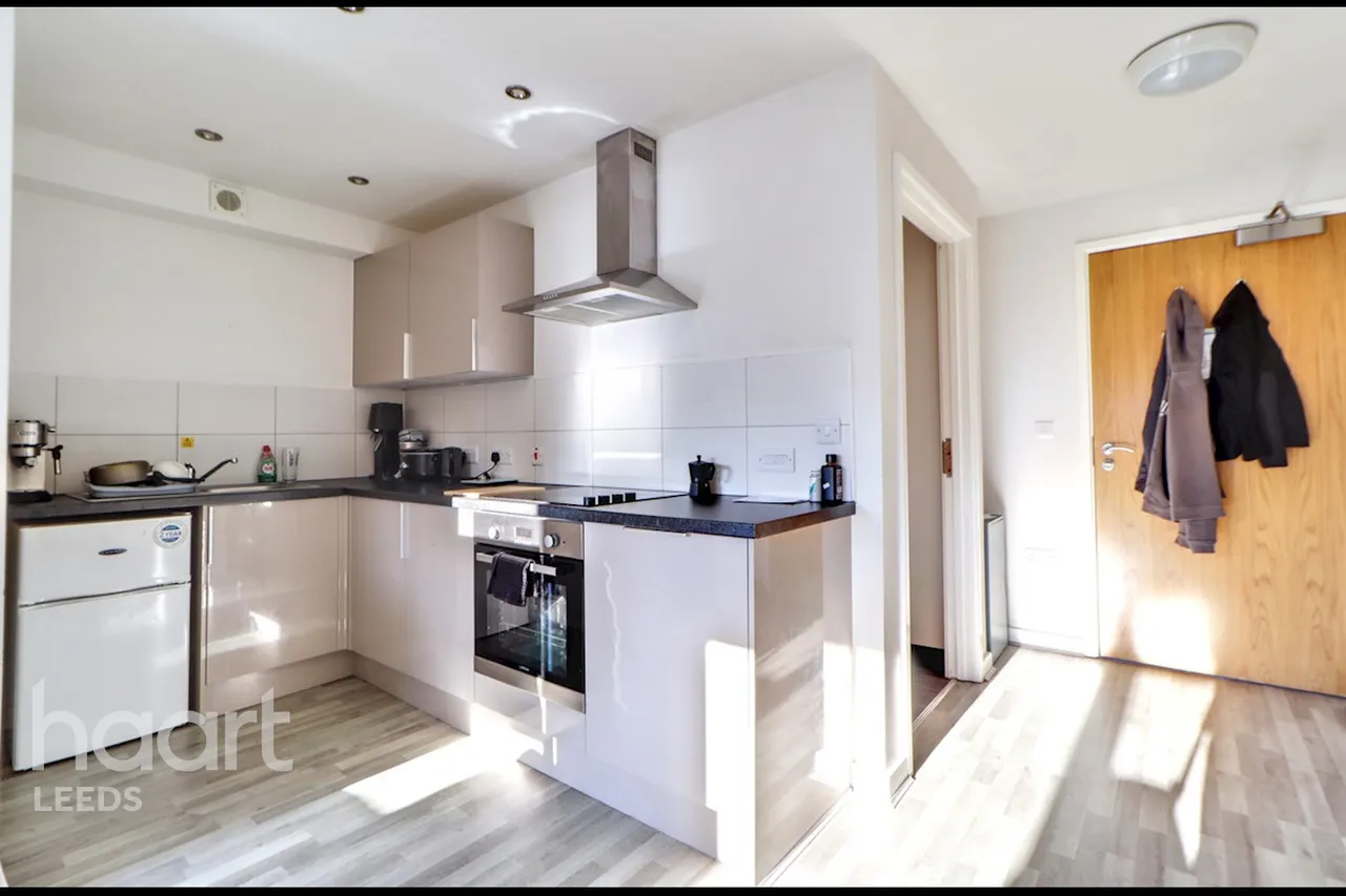 Holborn Approach, Leeds, LS6, photo 4