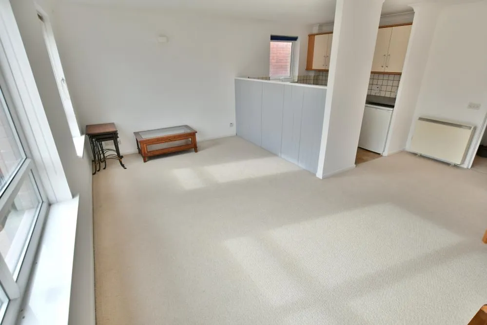 Allenview Road, Wimborne, BH21, photo 4