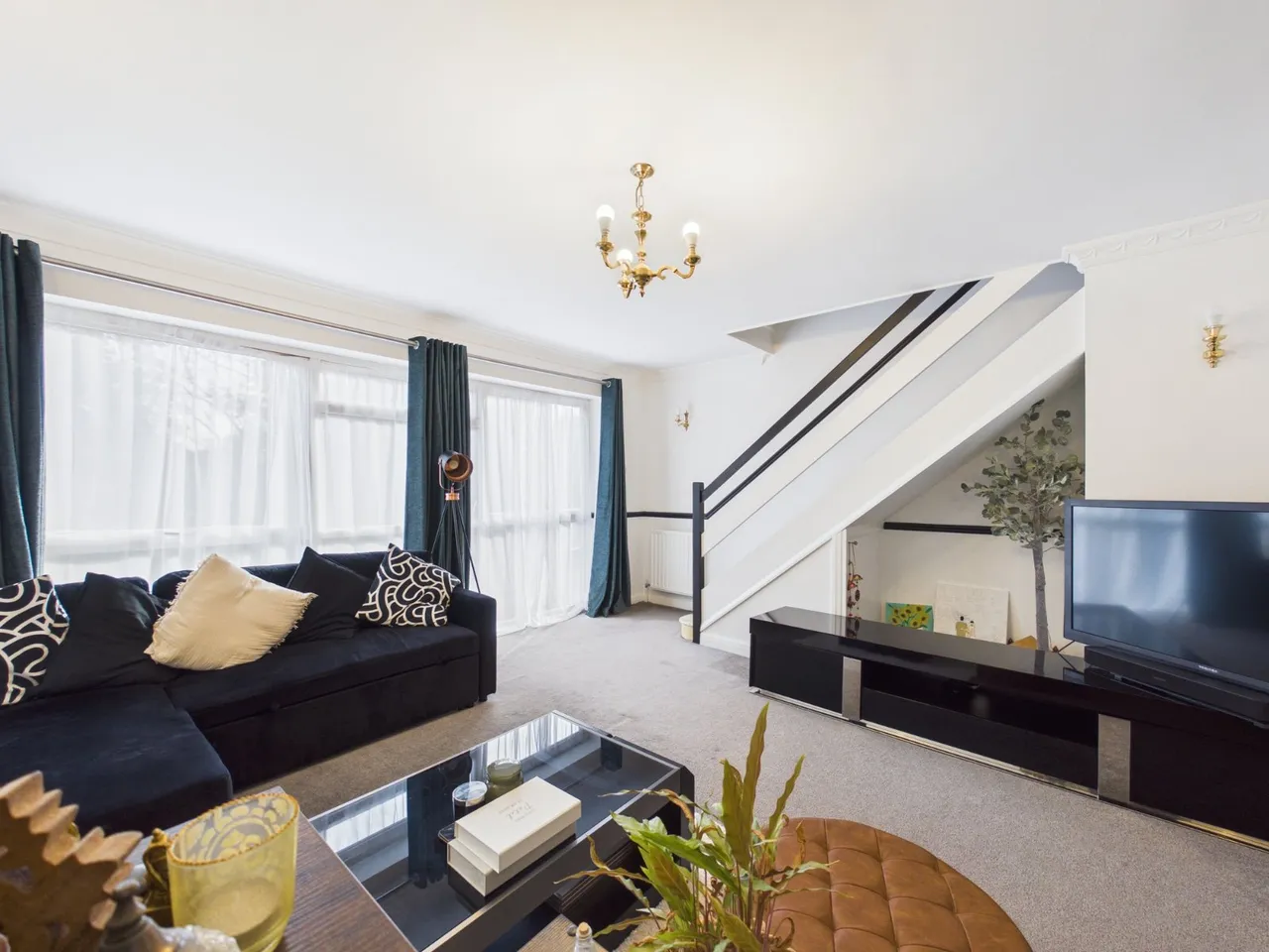 Fordbridge Road, Ashford, TW15, photo 2
