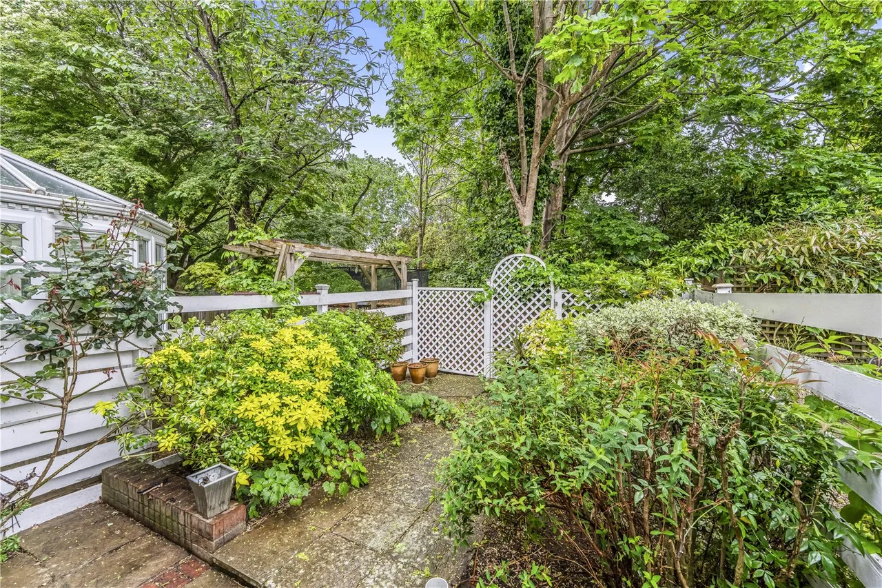 Strawberry Hill Close, Twickenham, TW1 4PX, photo 8