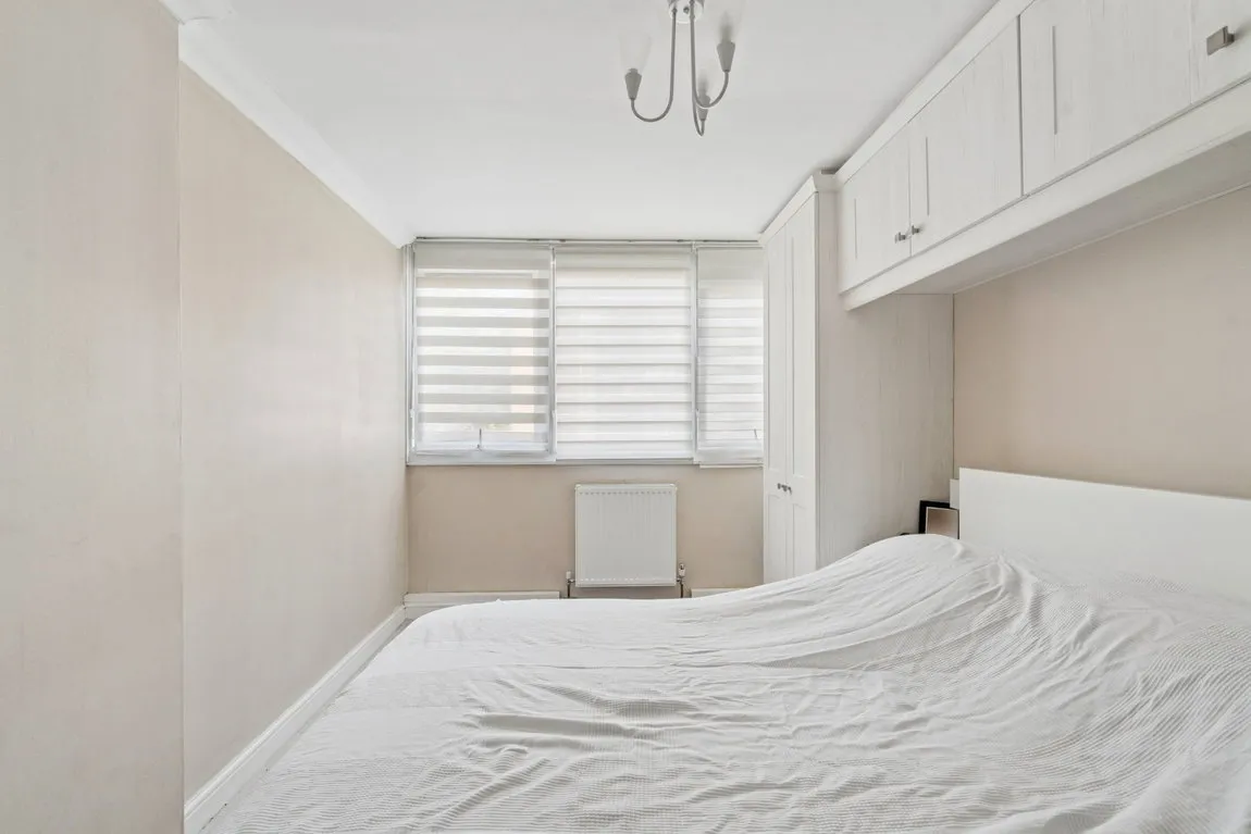 Grangedale Close, Northwood, HA6, photo 11