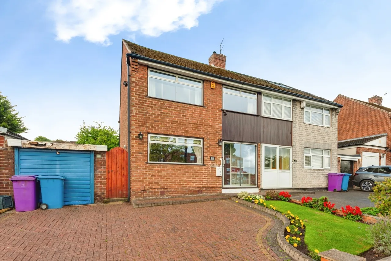3 bed property for sale, Gateacre Park Drive, Liverpool, L25