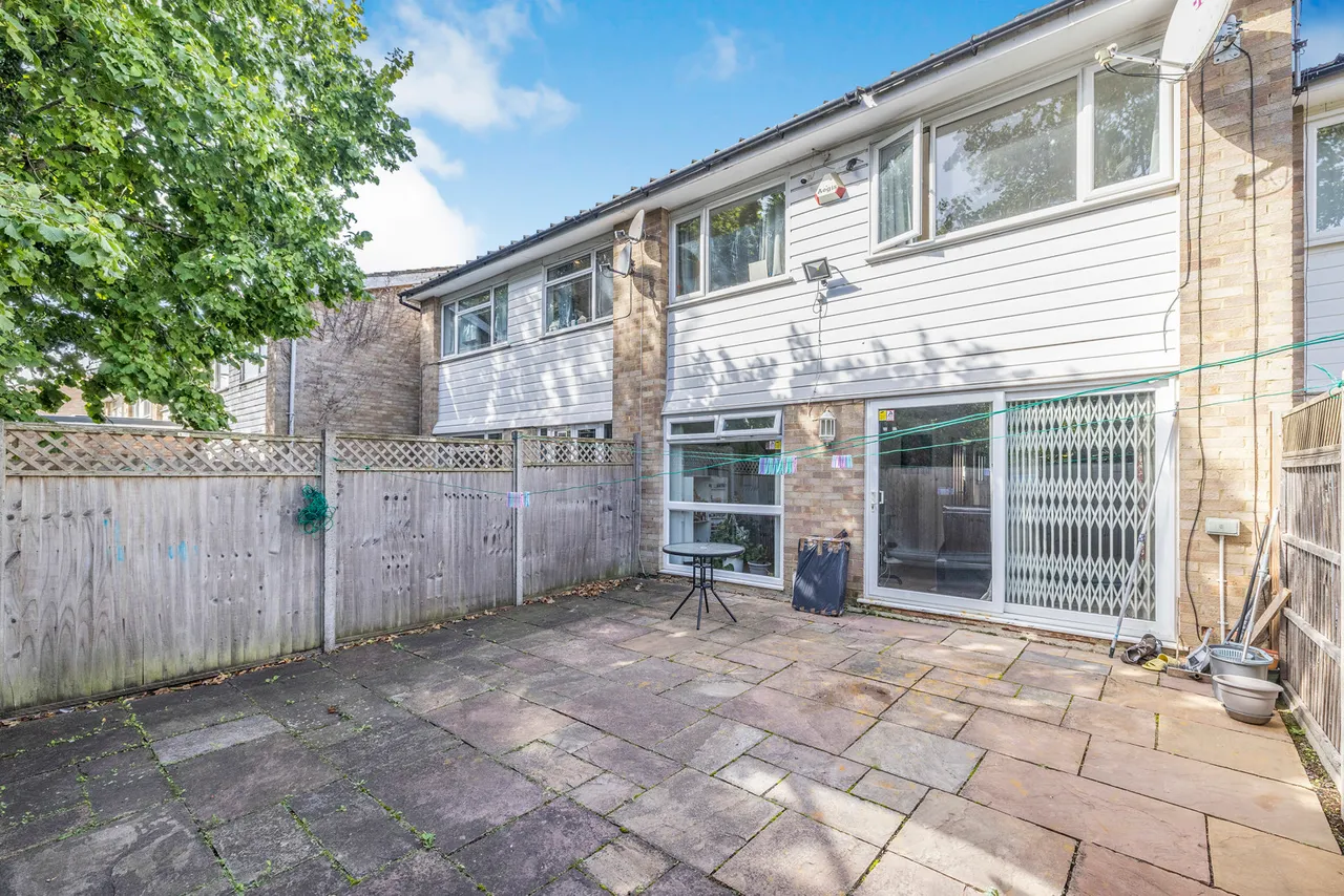 Knoll Crescent, Northwood Fees Apply, HA6, photo 7