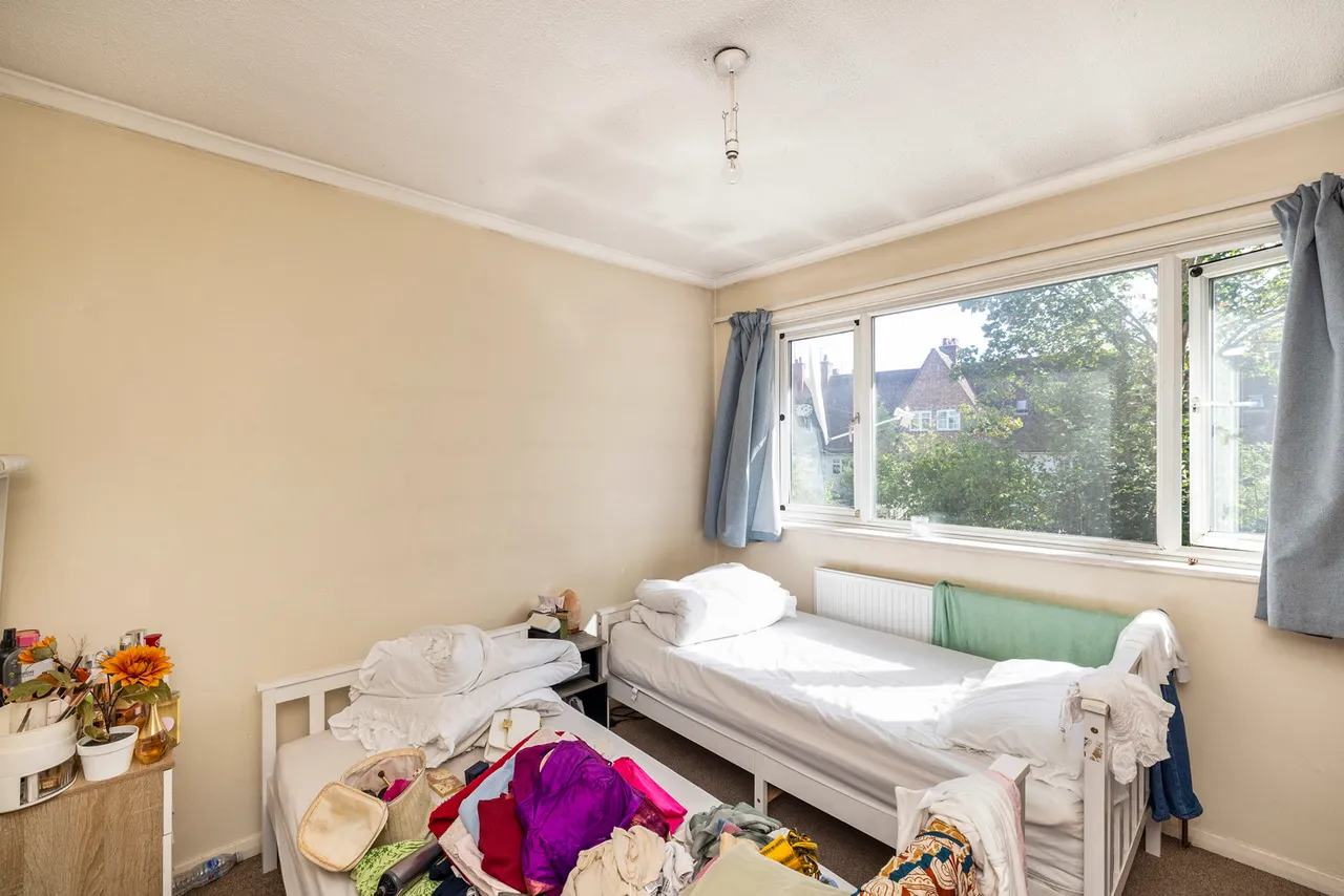 Knoll Crescent, Northwood Fees Apply, HA6, photo 9