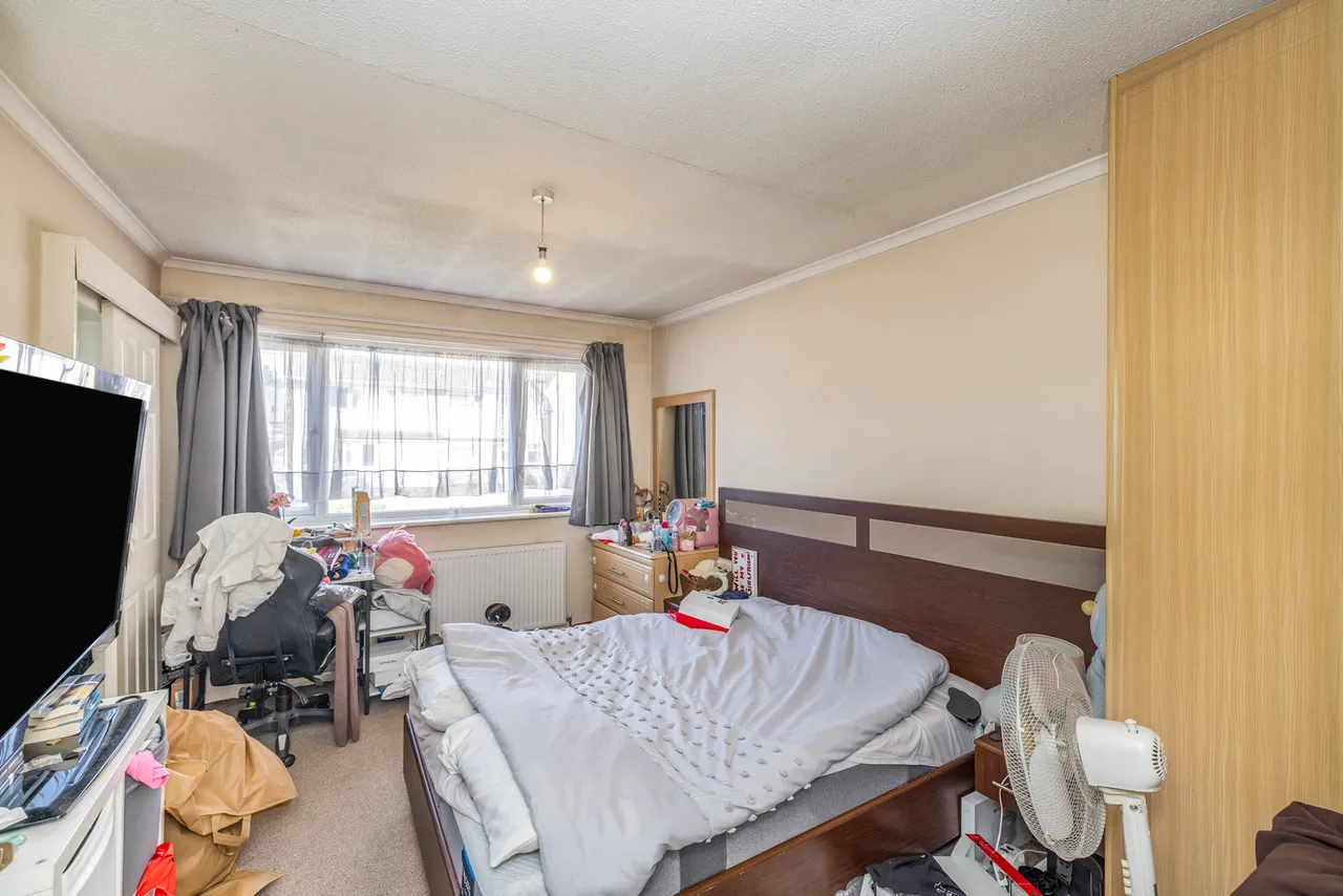 Knoll Crescent, Northwood Fees Apply, HA6, photo 10