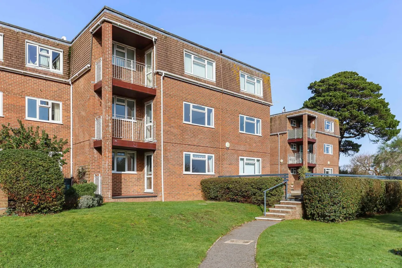 2 bed flat for sale — Southbourne, Bournemouth, Dorset