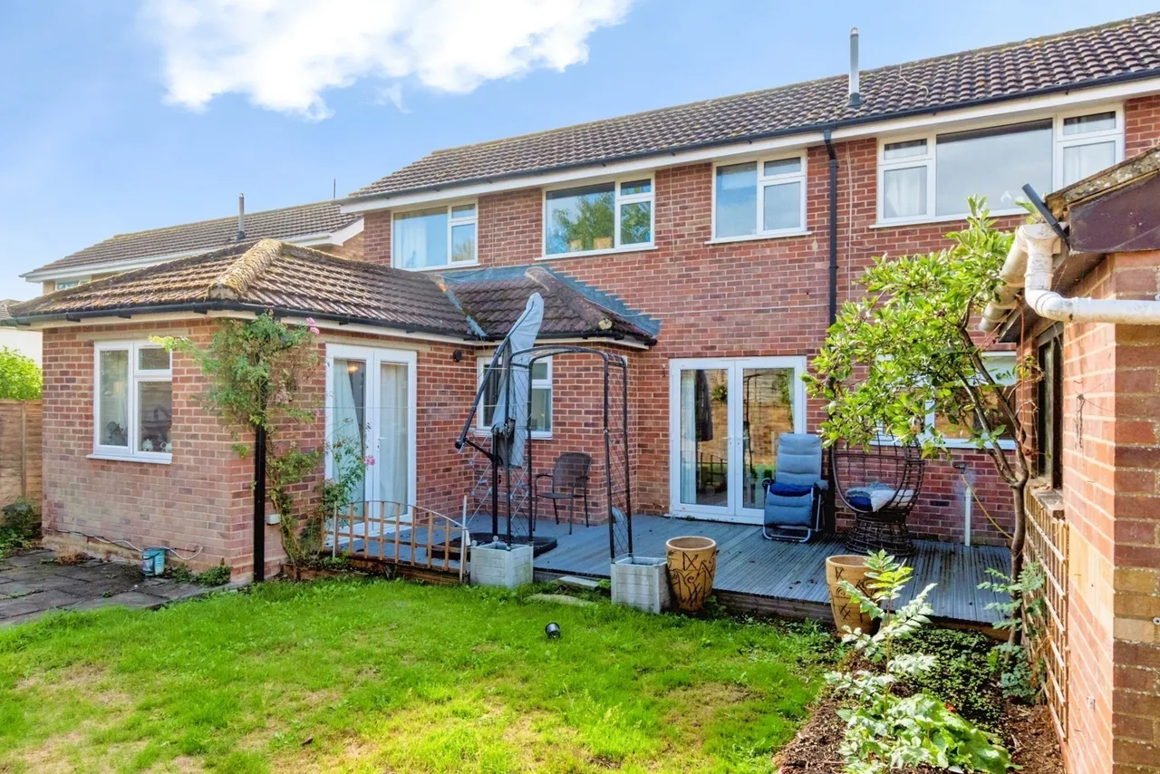 Frampton Close, Colden Common, SO21, photo 21