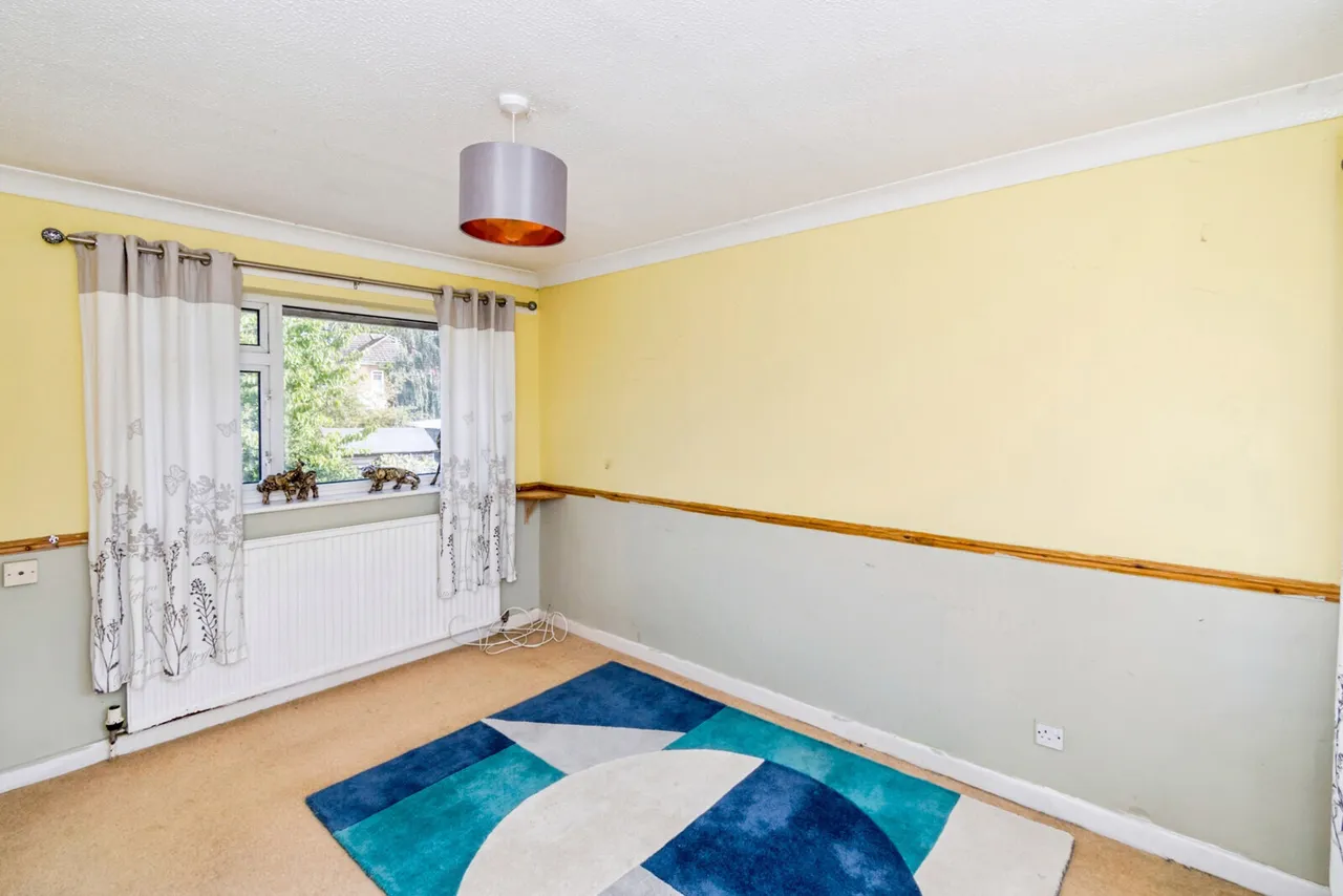 Frampton Close, Colden Common, SO21, photo 17