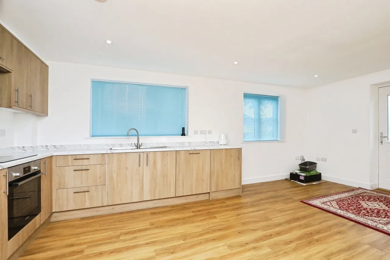 Harvey Lane, NR7, photo 3