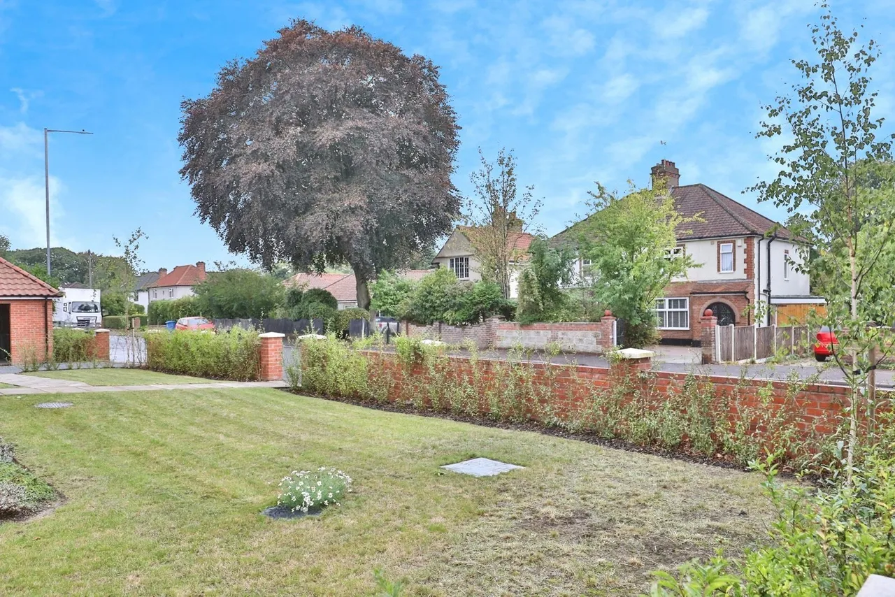 Harvey Lane, NR7, photo 14