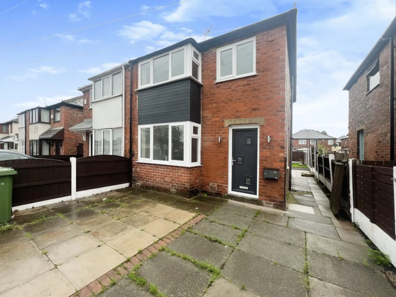 3 bed house to rent, Wigan Road, Leigh, WN7