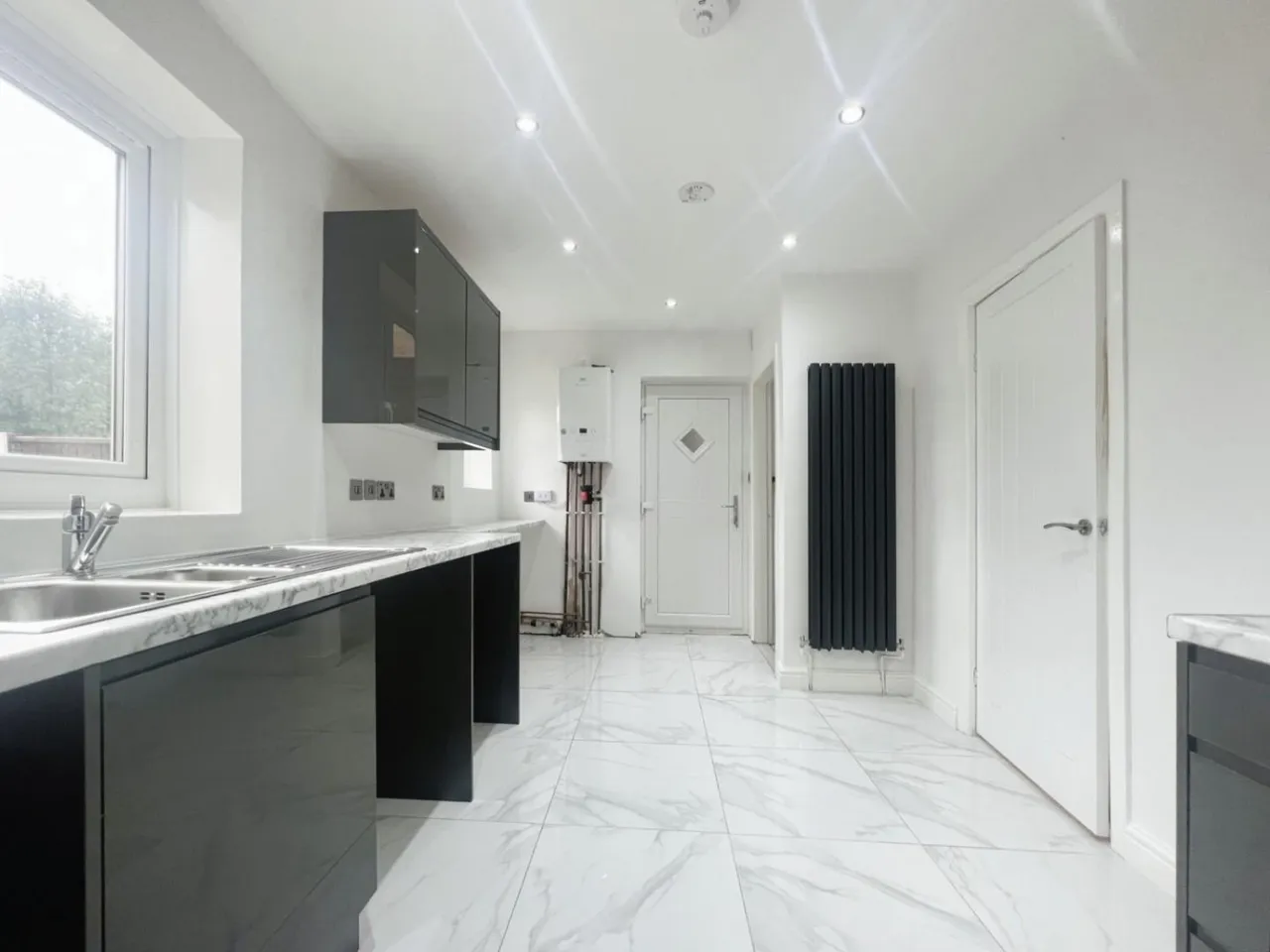 Wigan Road, Leigh, WN7, photo 4