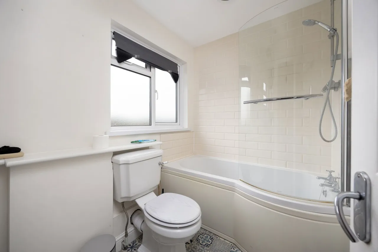 Corsham Road, Lacock, SN15, photo 23